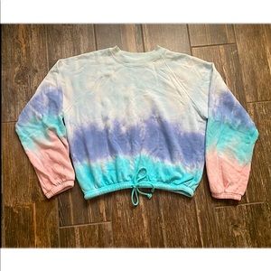 𝒯𝒾ℯ 𝒹𝓎ℯ 𝓈𝓌ℯ𝒶𝓉𝓈𝒽𝒾𝓇𝓉!♡